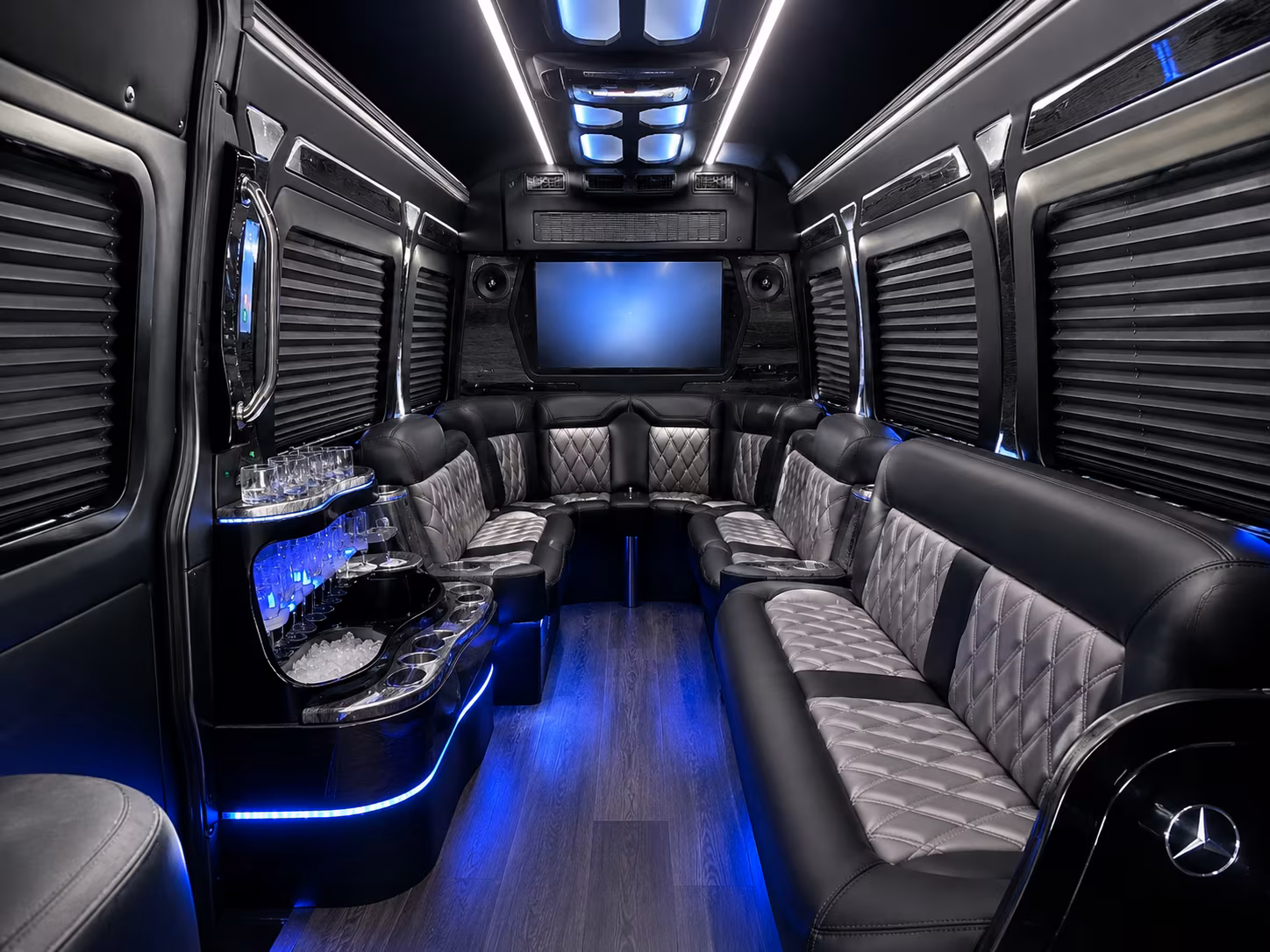 waterbury charter bus rental